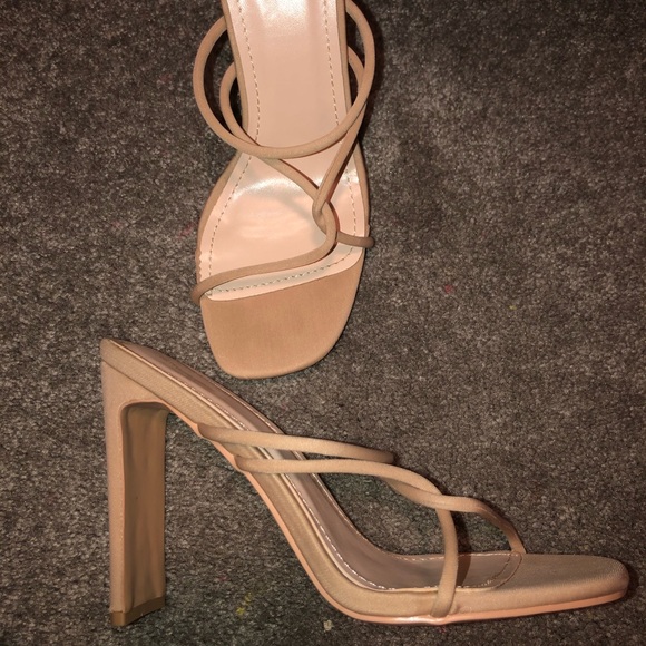 Heels - Picture 5 of 5
